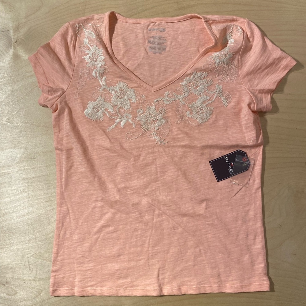 St. John’s Bay Pleasant Pink Embroidered V-Neck Top Small (QT)